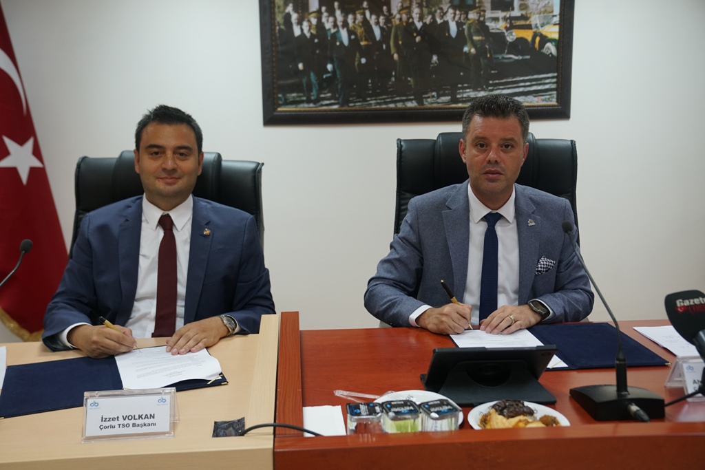 Çorlu Belediyesi ile Çorlu TSO Arasında Ortak Hizmet Projesi Protokolü İmzalandı