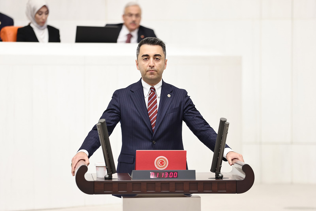 Deva Partisi Milletvekili Cem Avşar Çorlu’daki Koku Sorununu Meclise Taşıdı