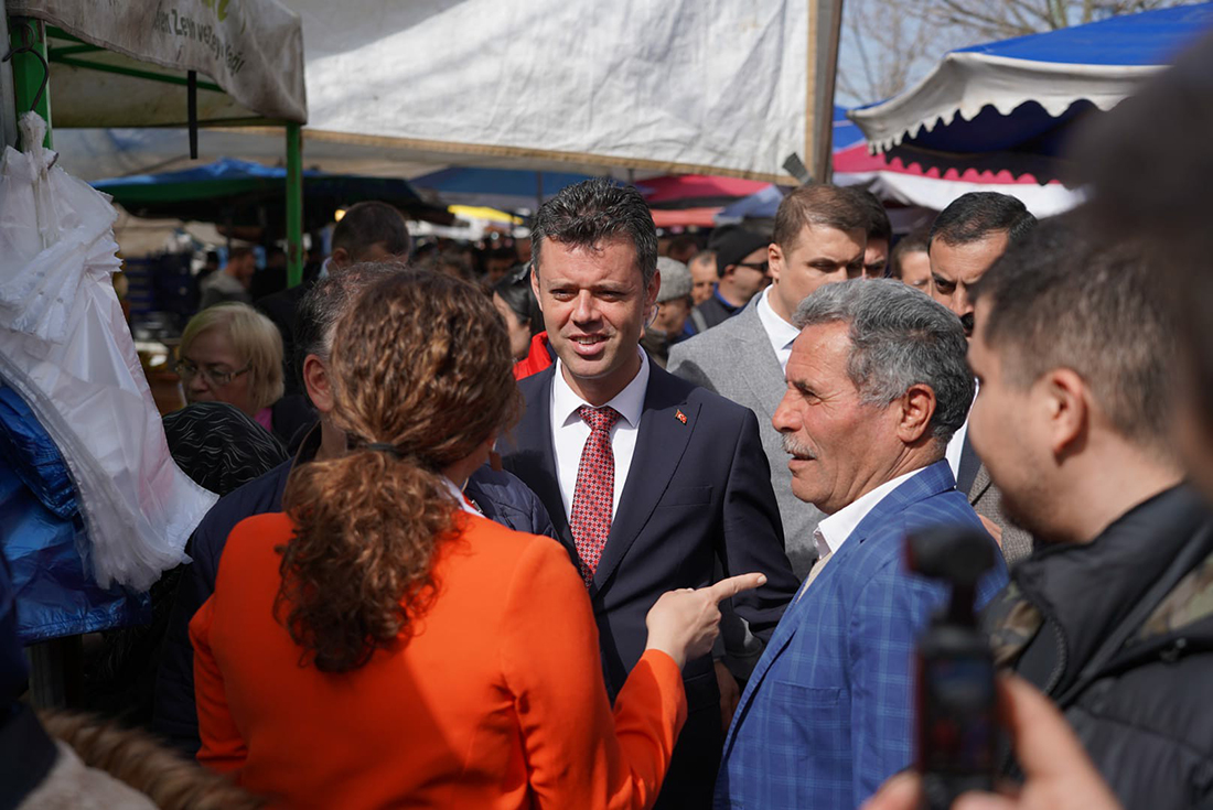 Başkan Ahmet Sarıkurt ve Candan Yüceer Seçim Çalışmalarına Devam Ediyor